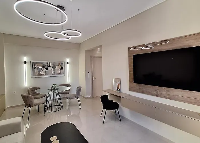 Avye, By Miorah Selections *