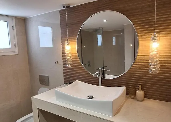 Avye, By Miorah Selections Kalamáta